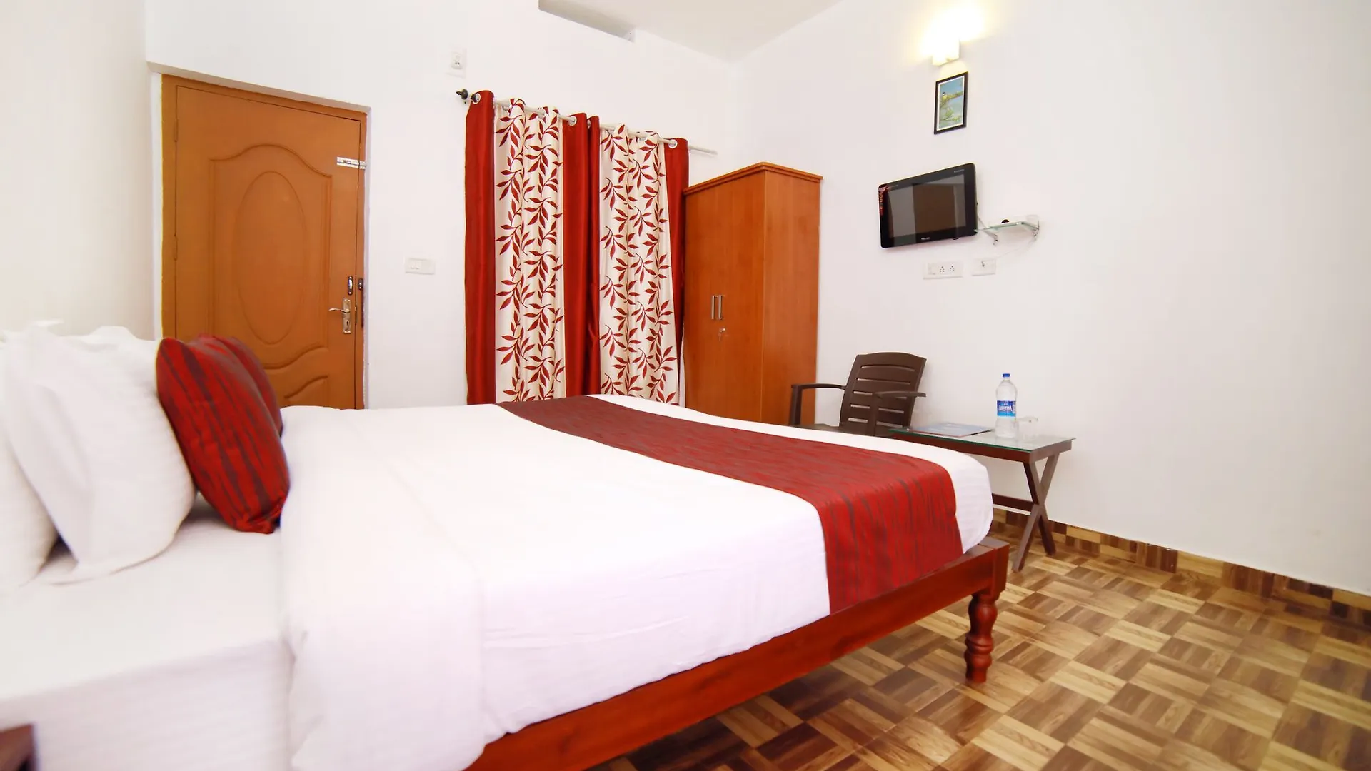 Hotel Oyo 6870 Pallivasal Munnar